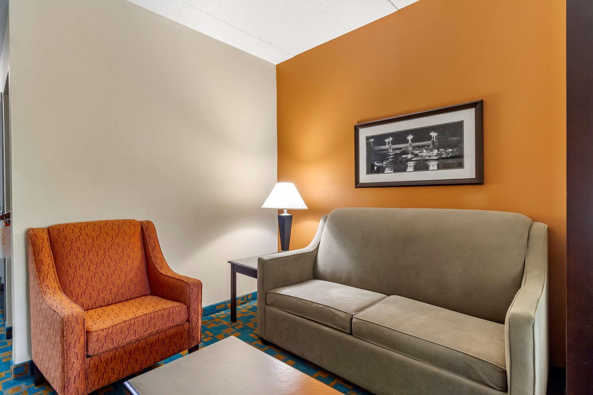 Comfort Suites Knoxville West - Farragut Exterior photo